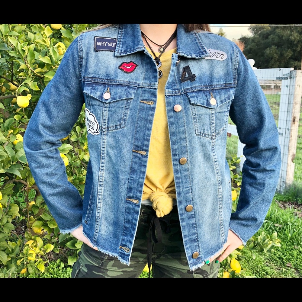Hand painted jean jacket - Picture 2 of 2